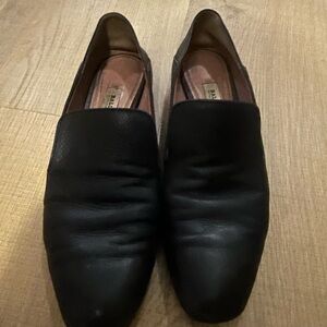 Bally Black Leather Women's Loafers (37.5)